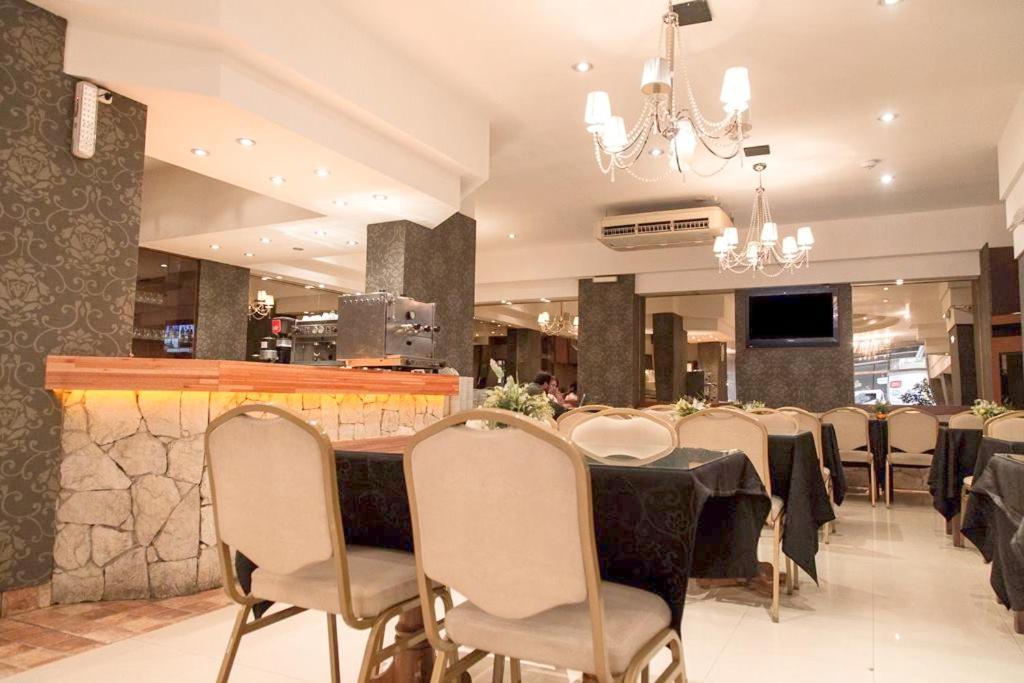 Hotel Dion Mar del Plata Buitenkant foto