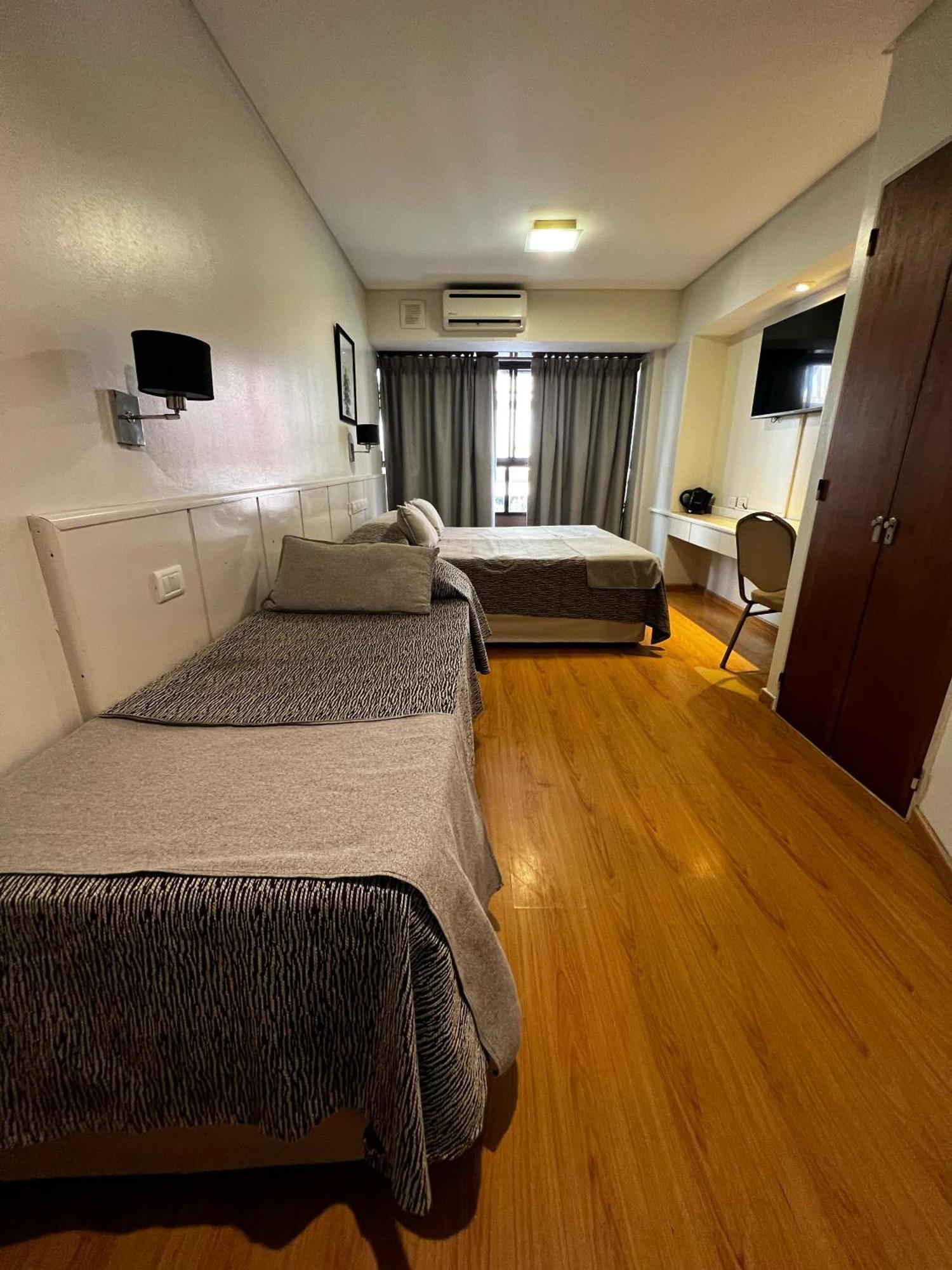 Hotel Dion Mar del Plata Buitenkant foto