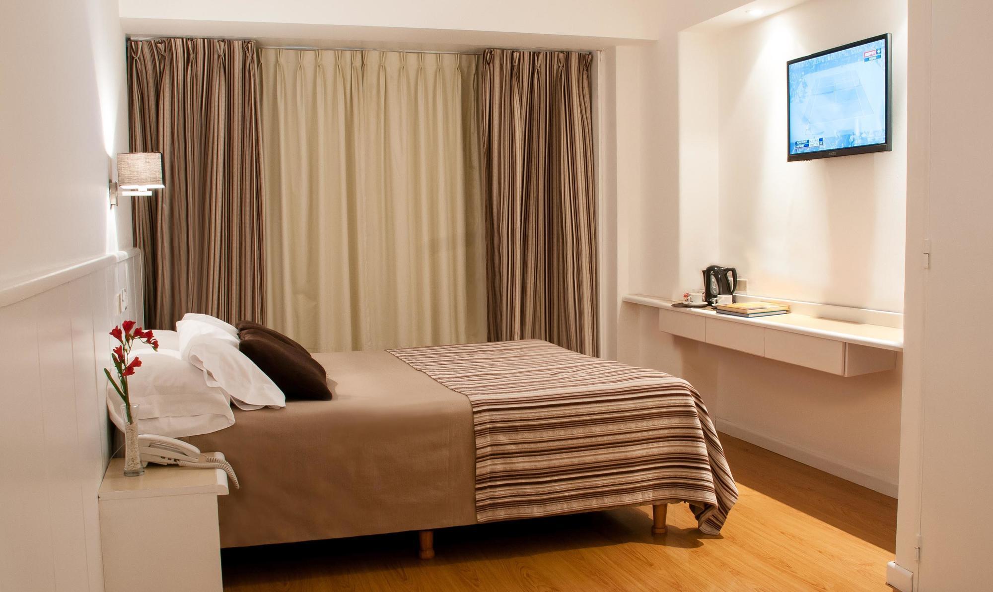 Hotel Dion Mar del Plata Buitenkant foto