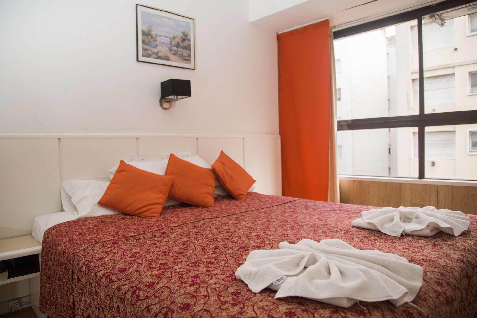 Hotel Dion Mar del Plata Buitenkant foto